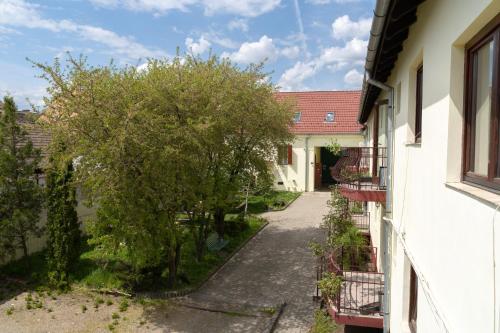 绿屋旅馆 绿屋旅馆