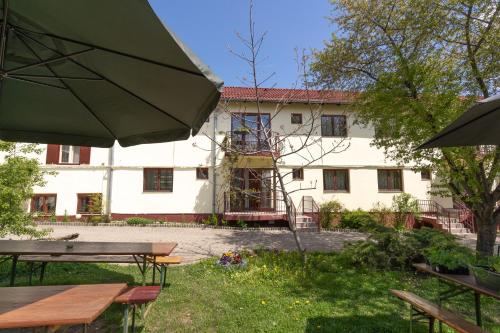 绿屋旅馆 绿屋旅馆