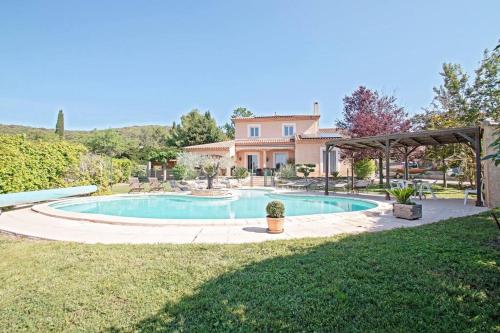 villa du pic St Loup, 20 minutes de Montpellier, piscine gîte à louer Saint-Jean-de-Cuculles