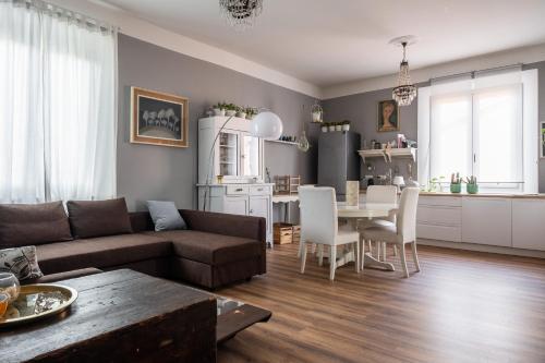 Massarenti Elegant Apartment by Wonderful Italy