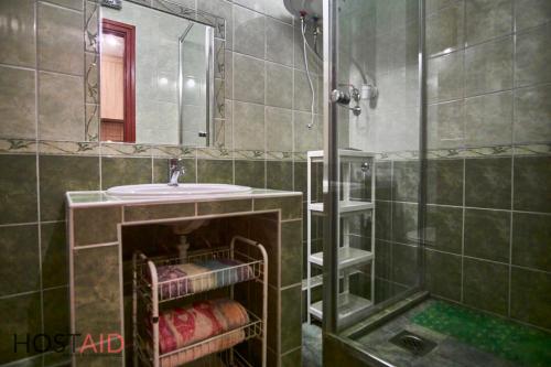 Bathroom, Germering Resorts - Balatonfured - hostAID in Balatonfured