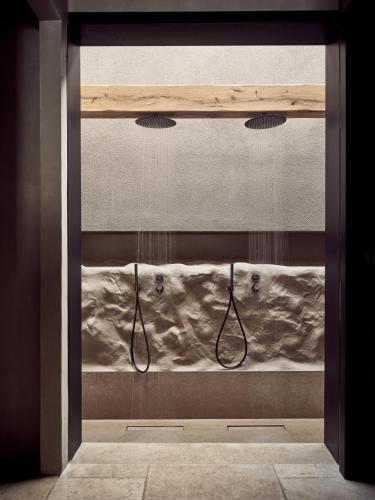 Acro Suites - A Wellbeing Resort