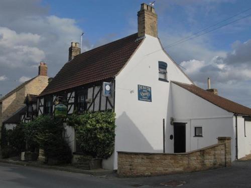 The Blue Cow - Accommodation - South Witham