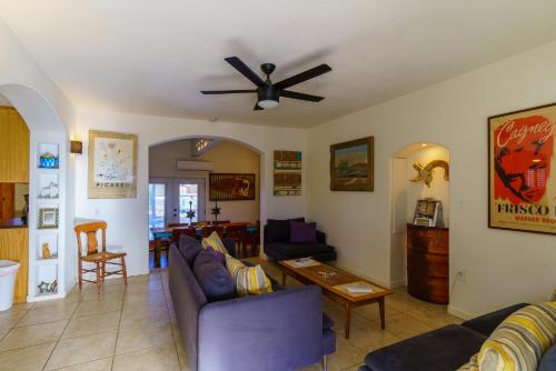 Flying Point Homestead in Twentynine Palms, USA