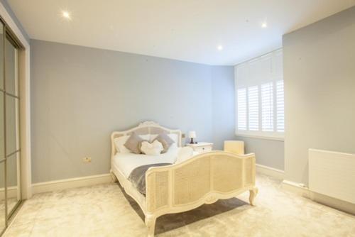 Stylish 2 Bedroom Apartment In Park Circus, West End, Glasgow (photo 8)
