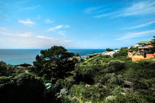 Penguinden - load-shedding free Penguinden - load-shedding free