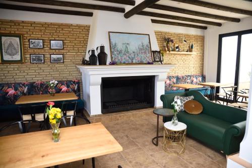 Fasilitas, Hostal Rural Santa Habitaciones Aldea del Rocío (Hostal Rural Santa Habitaciones Aldea del Rocio) in Almonte