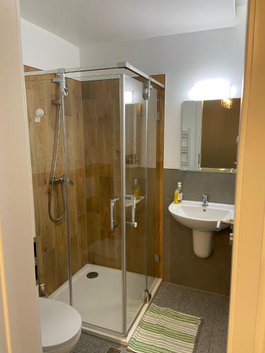 Ave Hotel Victoriei - image 10