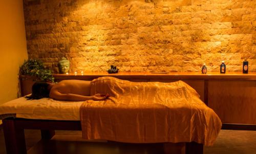 Los Angeles Hotel & Spa Los Angeles Hotel & Spa