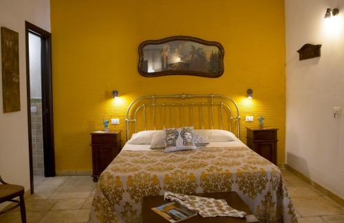 Deluxe Triple Room image 10