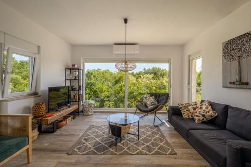 Villa Bogondon in Marici