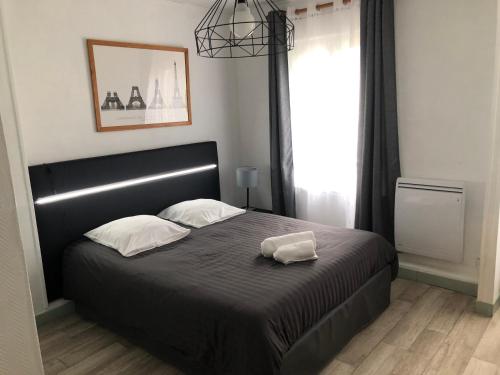1 queen bed