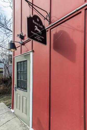 The Loft at the Barn - image 12