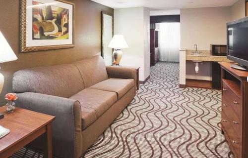 La Quinta Inn & Suites by Wyndham Minneapolis-Minnetonka