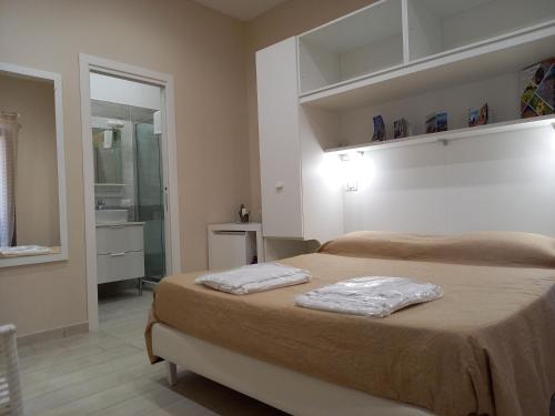 M & M, Agropoli