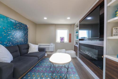 Seaside Sands Inn - image 11