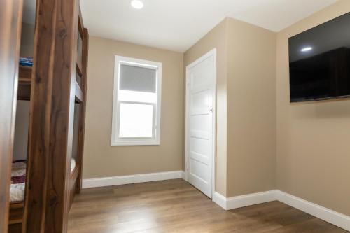 Seaside Sands Inn - image 13