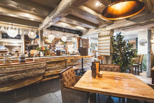 Bayards Cove Inn in Dartmouth City Center