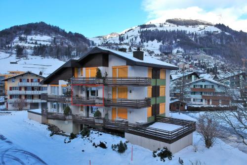 Apartment next to Titlis Station - image 4