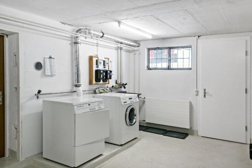 Apartment next to Titlis Station - image 14