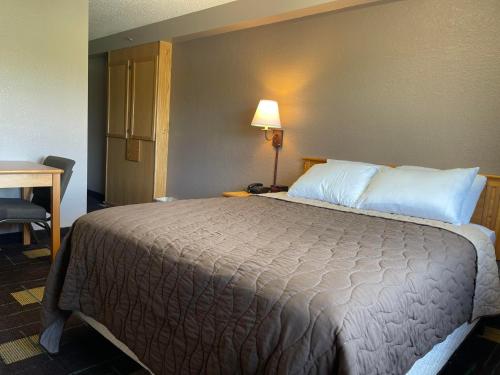 Economy Single Room