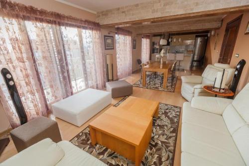 Luxury Apartments near Bačvice beach, Сплит