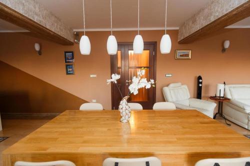 Two-Bedroom Apartment image 3
