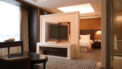 room detail thumbnail 0