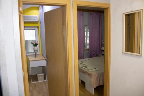 VINI app with private parking, Skopje (fotografie 8)