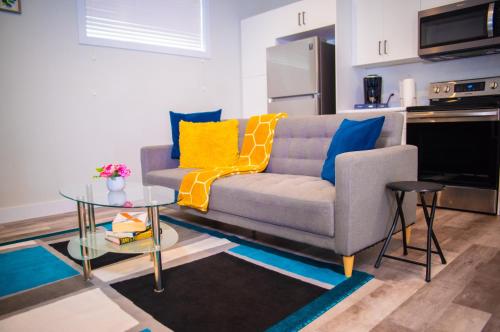 AIR & ROAD TRAVELERS' PERFECT SPOT! + FULL KITCHEN, Regina (foto 8)