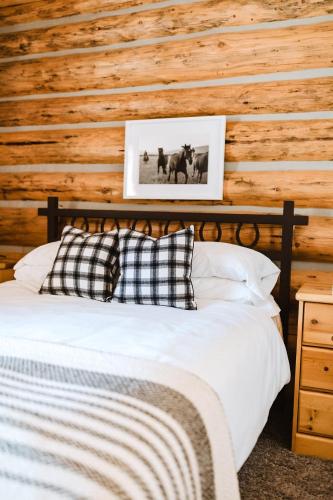Teton Cabins thumb 4