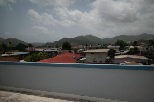 RayneBow Chateau - Chic City Getaway in Port Of Spain