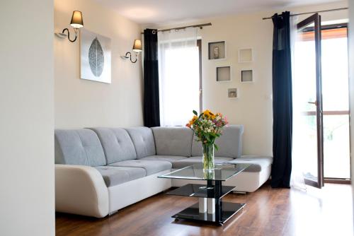 2 bedrooms, 3 beds