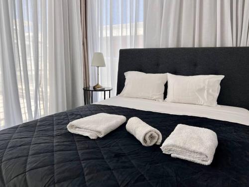 Luxury 2-floor Villa with Private Swimming Pool Luxury 2-floor Villa with Private Swimming Pool