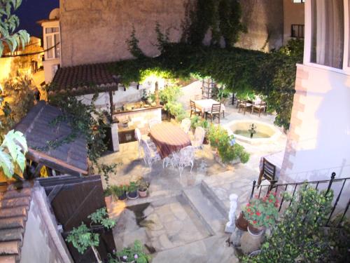 Garden, Tuncay Pension in Selcuk