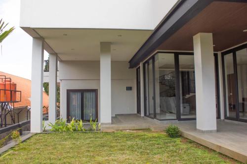 Villa Dago Pakar Bandung