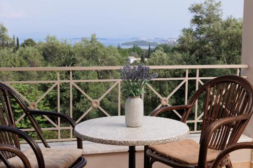 Villa Mythos with Infinity Pool