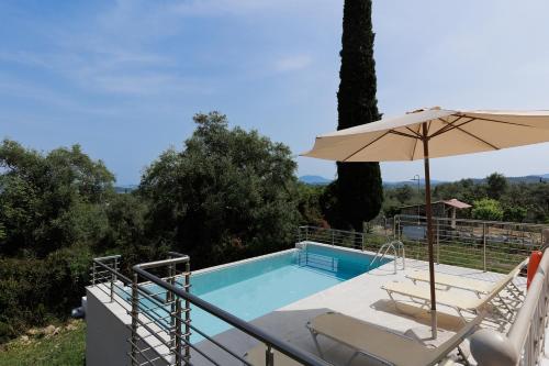 Villa Mythos with Infinity Pool