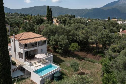 Villa Mythos with Infinity Pool