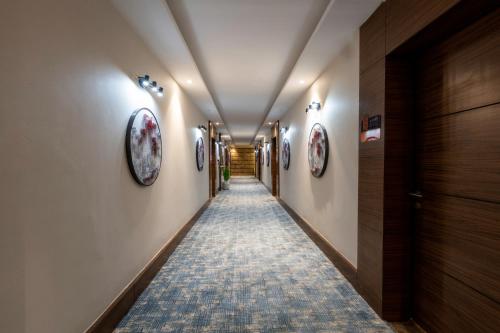 Vestíbul, The Palace Hotel Suites in Khamis Mushayt