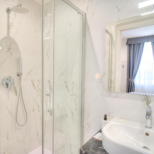 Hotel Porto Di Roma - 화장실