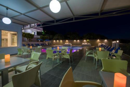 Varouxakis Hotel - image 3