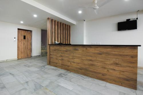 Lobby, Capital O Sri Suprabhat Grand Near Kachiguda Railway Station near Karmanghat Hanuman Temple
