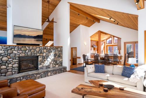 Creekside at Northstar home thumb 2
