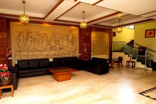 Simran Heritage(Business Hotel