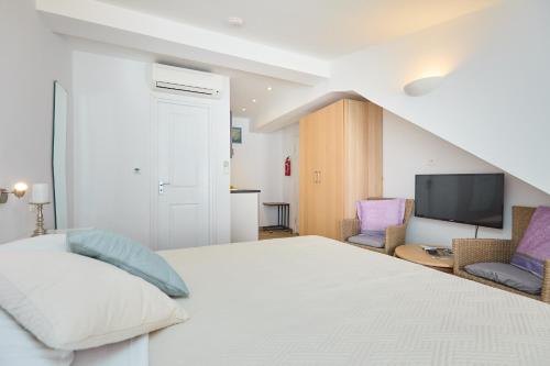 Room Annette 5