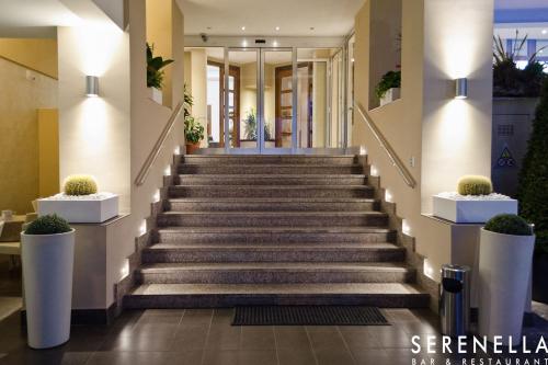 Hotel Serenella - 출입구