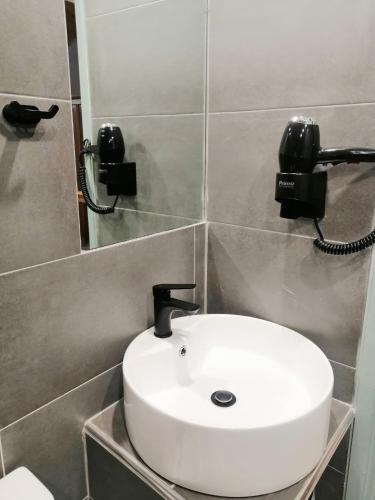 Elsa Hotel - image 11