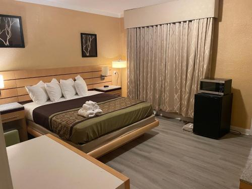 Sunburst Hotel