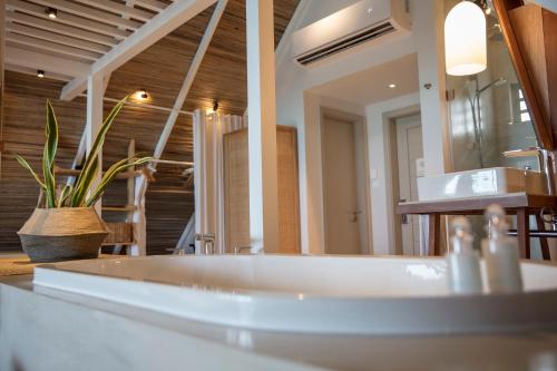 Preskil Island Resort Preskil Island Resort